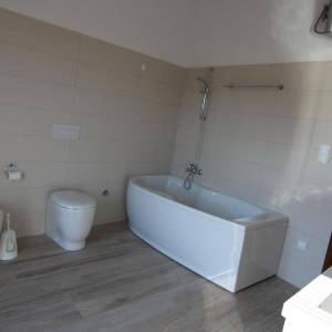 OTOK KRK - Rustikalna kuća s bazenom