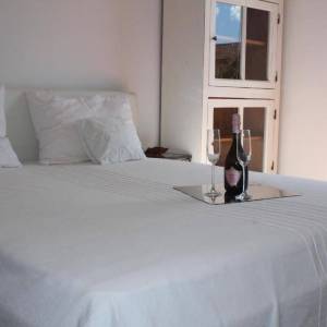 OTOK KRK - Rustikalna kuća s bazenom