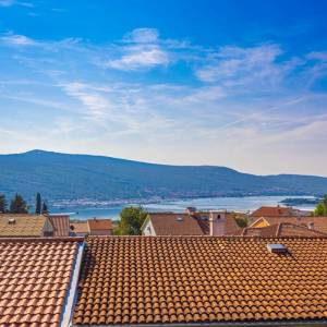 OTOK KRK - Samostojeća kuća s bazenom