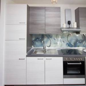 OTOK KRK, ŠILO - Apartman s okućnicom i bazenom