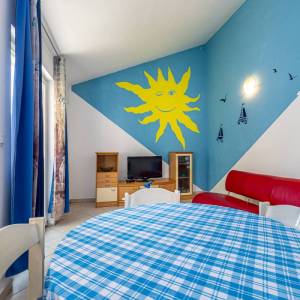 OTOK KRK, ŠILO - Jednosobni apartman s dnevnim boravkom