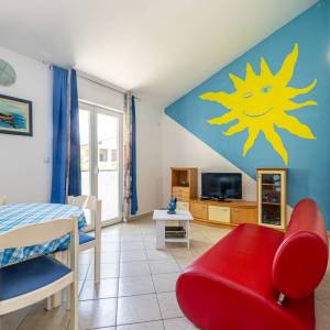 OTOK KRK, ŠILO - Jednosobni apartman s dnevnim boravkom