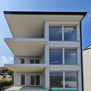 OTOK KRK, ŠILO - Stan u prizemlju 100 metara od mora