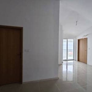 OTOK KRK, ŠILO - Trosobni apartman blizu mora na drugom katu