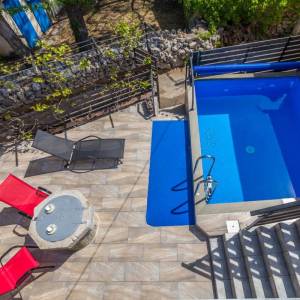 OTOK KRK, ŠIRE PODRUČJE GRADA KRKA – Autentična kamena kuća s panoramskim pogledom, bazenom i jacuzzijem