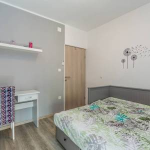 OTOK KRK, ŠIRE PODRUČJE GRADA KRKA – Autentična kamena kuća s panoramskim pogledom, bazenom i jacuzzijem