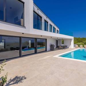 OTOK KRK, šire područje grada Krka - Luksuzna vila s panoramskim pogledom na prirodu