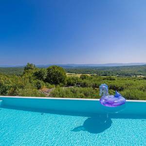 OTOK KRK, šire područje grada Krka - Luksuzna vila s panoramskim pogledom na prirodu