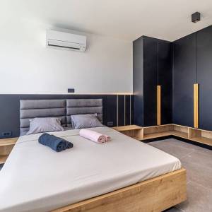 OTOK KRK, šire područje grada Krka - Luksuzna vila s panoramskim pogledom na prirodu