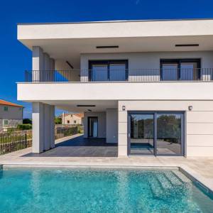 OTOK KRK, šire područje grada Krka - Luksuzna vila s pogledom na more