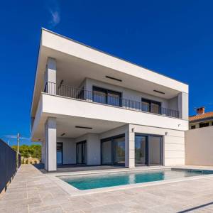 OTOK KRK, šire područje grada Krka - Luksuzna vila s pogledom na more