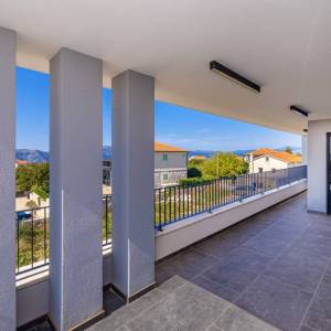 OTOK KRK, šire područje grada Krka - Luksuzna vila s pogledom na more