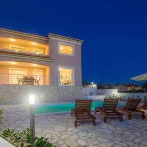 OTOK KRK, ŠOTOVENTO - Kuća s bazenom i pogledom na more