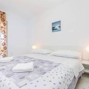 OTOK KRK, ŠOTOVENTO - Kuća s bazenom i pogledom na more