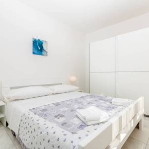 OTOK KRK, ŠOTOVENTO - Kuća s bazenom i pogledom na more