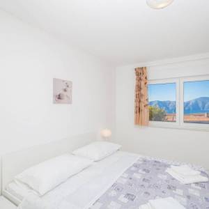 OTOK KRK, ŠOTOVENTO - Kuća s bazenom i pogledom na more