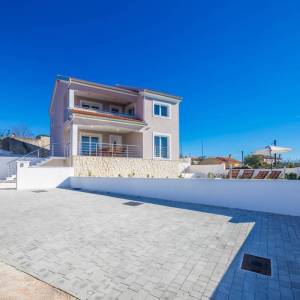 OTOK KRK, ŠOTOVENTO - Kuća s bazenom i pogledom na more