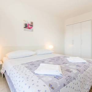 OTOK KRK, ŠOTOVENTO - Kuća s bazenom i pogledom na more