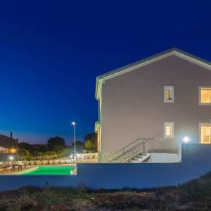 OTOK KRK, ŠOTOVENTO - Kuća s bazenom i pogledom na more