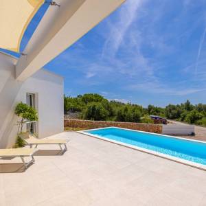 OTOK KRK, Šotovento - Luksuzna moderna vila s bazenom i pogledom na more 