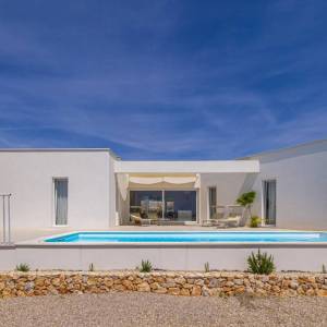 OTOK KRK, Šotovento - Luksuzna moderna vila s bazenom i pogledom na more 