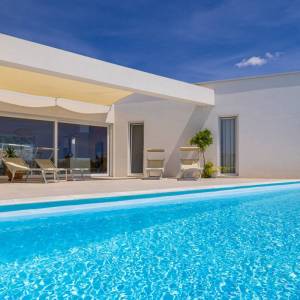 OTOK KRK, Šotovento - Luksuzna moderna vila s bazenom i pogledom na more 