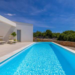 OTOK KRK, Šotovento - Luksuzna moderna vila s bazenom i pogledom na more 