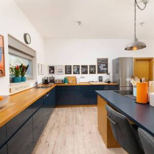 OTOK KRK, unutrašnjost otoka - Luksuzna kuća s bazenom