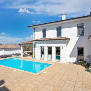 OTOK KRK, unutrašnjost otoka - Luksuzna kuća s bazenom