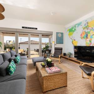 OTOK KRK, unutrašnjost otoka - Luksuzna kuća s bazenom