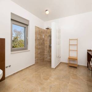 OTOK KRK, unutrašnjost otoka - Luksuzna kuća s bazenom