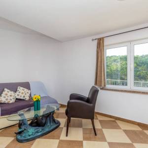 OTOK KRK, VRBNIK - Atraktivni kompleks kuća prvi red do mora