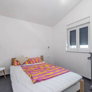 OTOK KRK, VRBNIK - Luksuzna vila s bazenom i pogledom na more