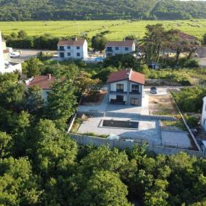 OTOK KRK, VRBNIK - Luksuzna vila s bazenom i pogledom na more