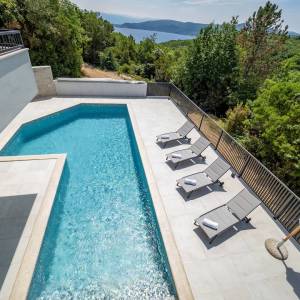 OTOK KRK, VRBNIK - Luksuzna kuća s bazenom u blizini mora