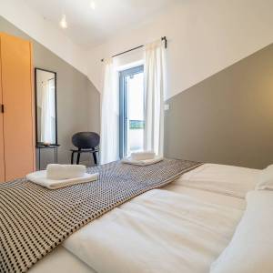 OTOK KRK, VRBNIK - Luksuzna kuća s bazenom u blizini mora