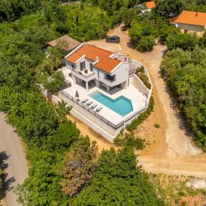 OTOK KRK, VRBNIK - Luksuzna kuća s bazenom u blizini mora