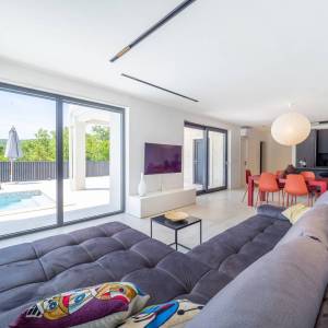 OTOK KRK, VRBNIK - Luksuzna kuća s bazenom u blizini mora