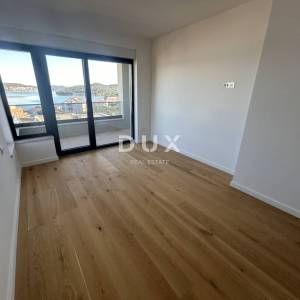 OTOK MURTER, BETINA - Moderna villa sa bazenom i pogledom na more