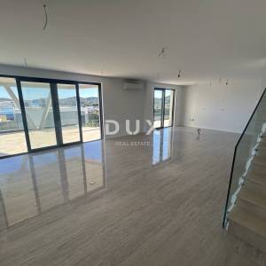 OTOK MURTER, BETINA - Moderna villa sa bazenom i pogledom na more