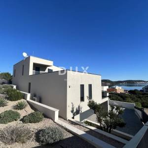 OTOK MURTER, BETINA - Moderna villa sa bazenom i pogledom na more