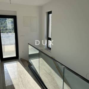 OTOK MURTER, BETINA - Moderna villa sa bazenom i pogledom na more