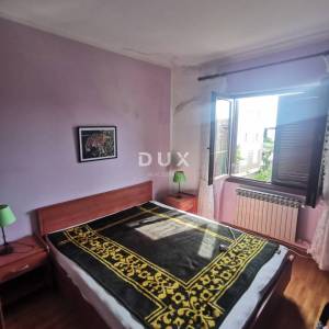 Otok Pag, Novalja-Samostojeća kuća sa građevinskim zemljištem