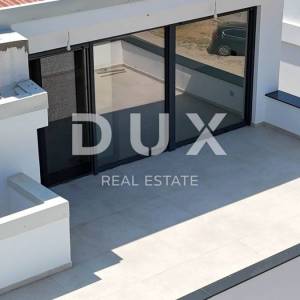 OTOK PAG, PAG - Stan u izgradnji u blizini mora S5