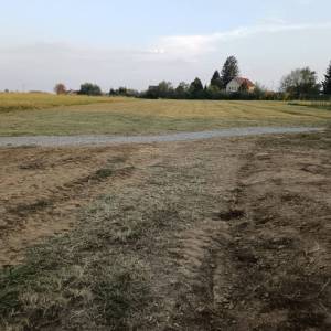 Ozalj - građevinsko zemljište 100 metara od Kupe