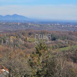 Ozalj, građevinsko zemljište, 1108m2