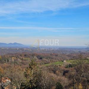 Ozalj, građevinsko zemljište, 1090m2