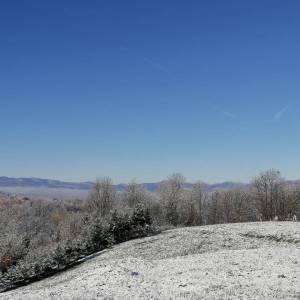 OZALJ - Moderna samostojeća kuća