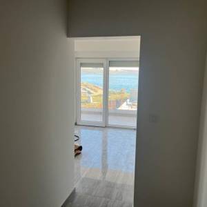 Pag – Povljana – dvosobnii apartman, 1. red do mora 