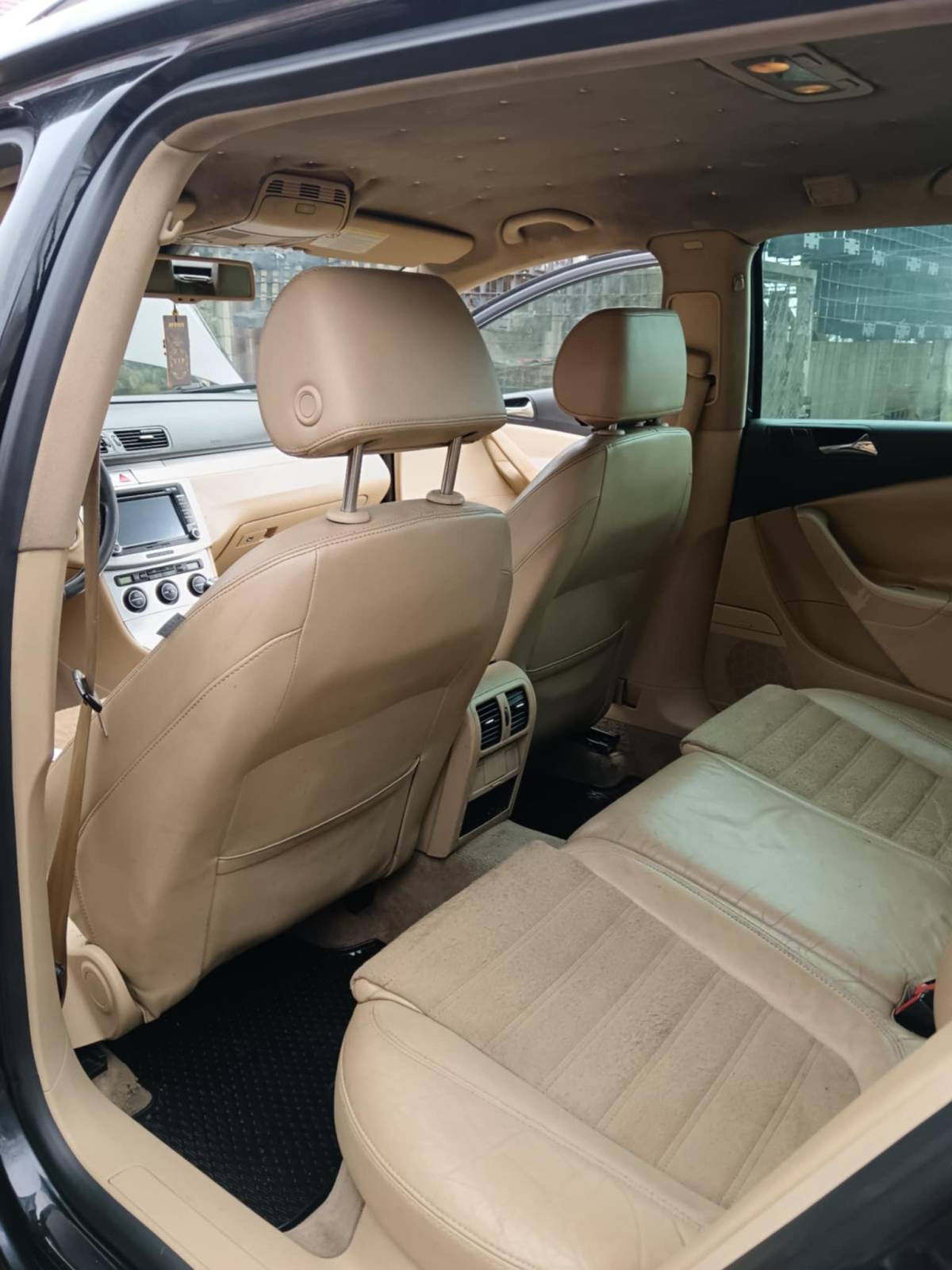 Passat 2.0tdi-103kw Variant 1800e keš fixno